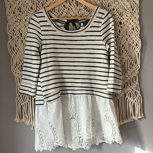 Anthropologie Sunday in Brooklyn Boutique Stripped Lace Hem 3/4 Sleeve Shirt Top